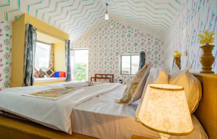 Luxury Heritage Cottage with Ac (3)