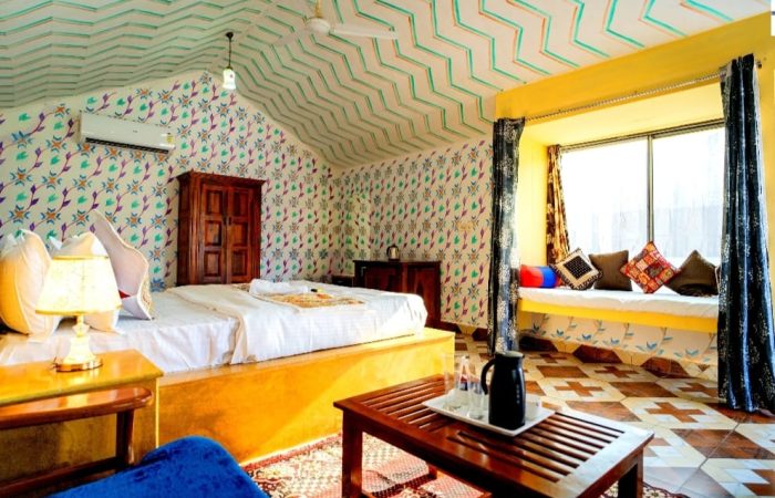 Luxury Heritage Cottage with Ac (5)