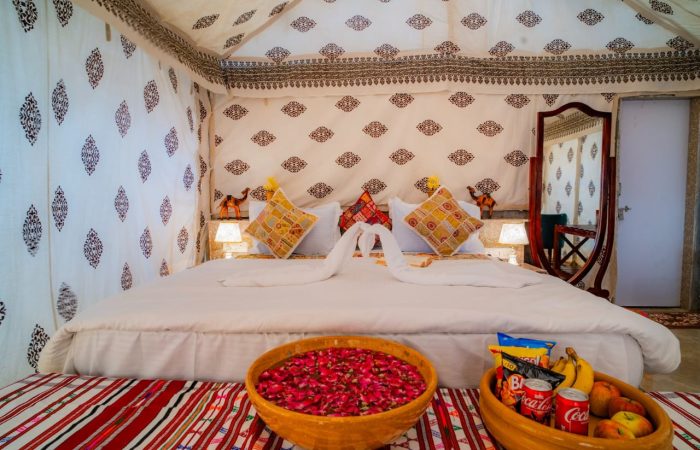 Super Deluxe Luxury Tent (1)