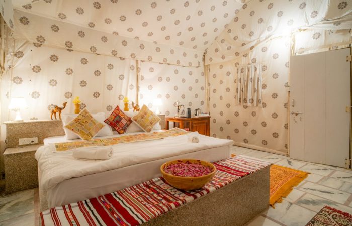 Super Deluxe Luxury Tent (2)